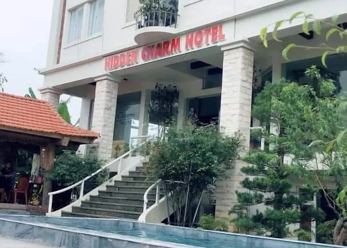 Hidden Charm Hạ Long