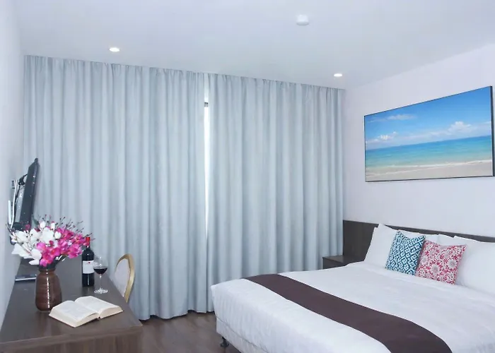 Hidden Charm Hotel 3*