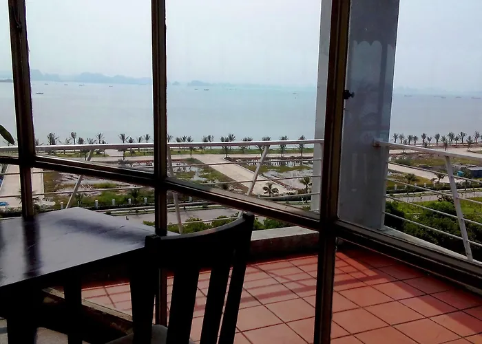 Hotel Hidden Charm Hạ Long