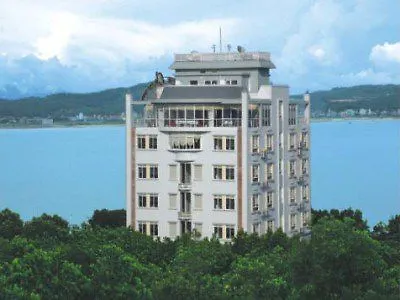 Khách sạn Hidden Charm